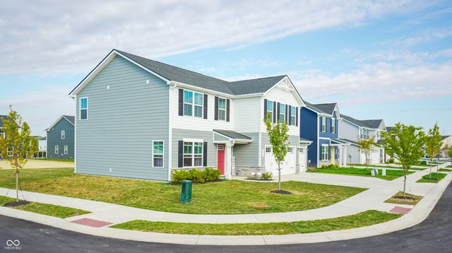 2216 Holiday Creek Drive, Whitestown, IN 46075