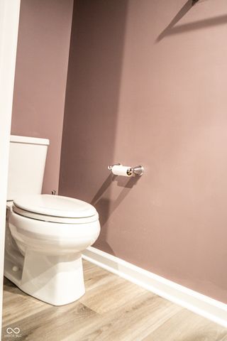 2216 Holiday Creek Drive, Whitestown, IN 46075