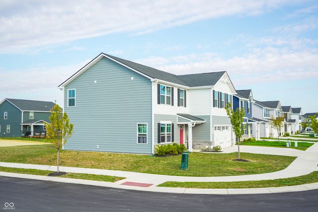 2216 Holiday Creek Drive, Whitestown, IN 46075