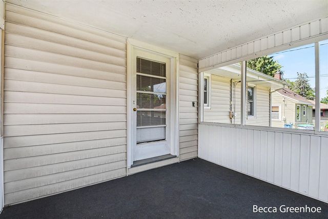 111 Katherine Drive, Grand Rapids, MI 49505