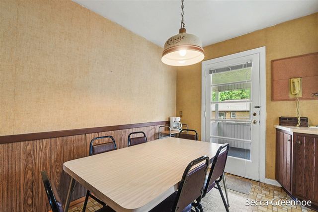 111 Katherine Drive, Grand Rapids, MI 49505