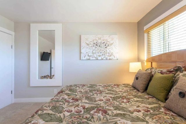 4073 Gresham St., San Diego, CA 92109