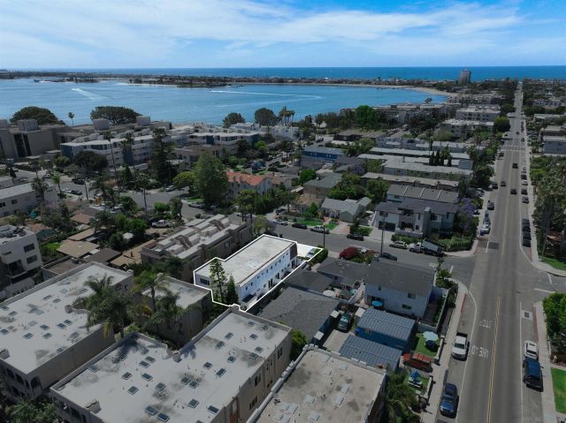 4073 Gresham St., San Diego, CA 92109