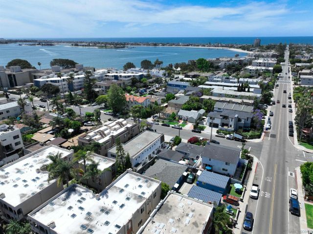 4073 Gresham St., San Diego, CA 92109
