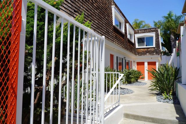4073 Gresham St., San Diego, CA 92109