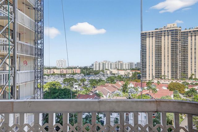 19355 Turnberry Way 8L, Aventura, FL 33180