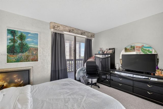 19355 Turnberry Way 8L, Aventura, FL 33180