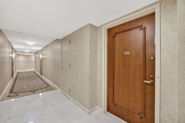 19355 Turnberry Way 8L, Aventura, FL 33180