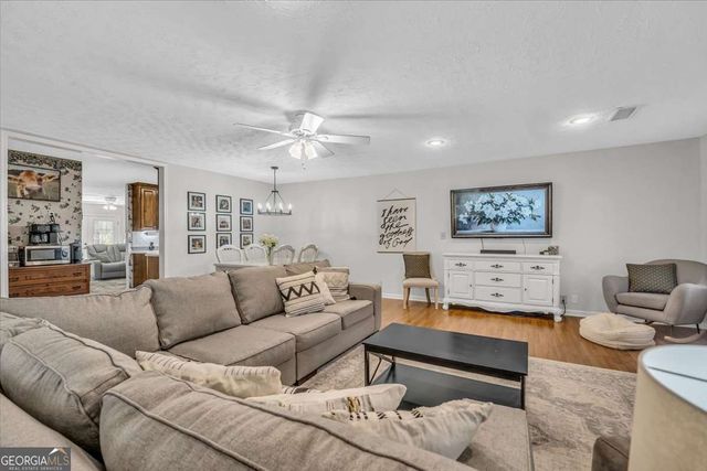 70 Newton Ridge Drive, Covington, GA 30014