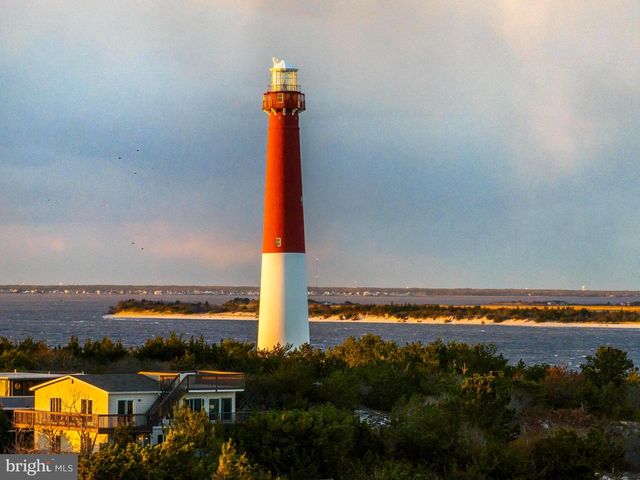 402 CENTRAL AVE, Barnegat Light, NJ 08006