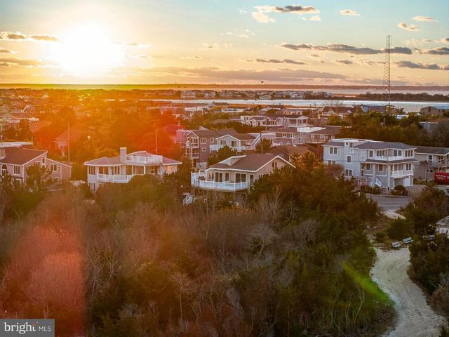 402 CENTRAL AVE, Barnegat Light, NJ 08006