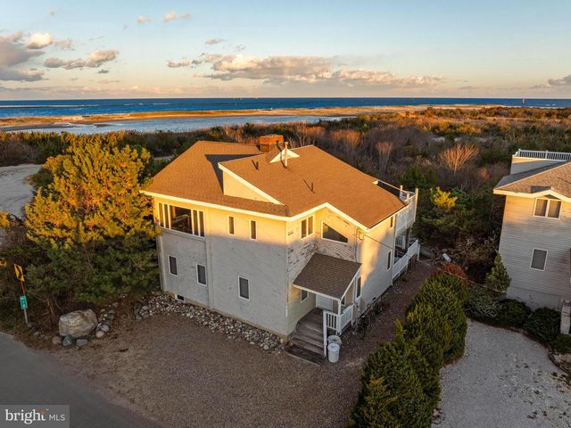 402 CENTRAL AVE, Barnegat Light, NJ 08006