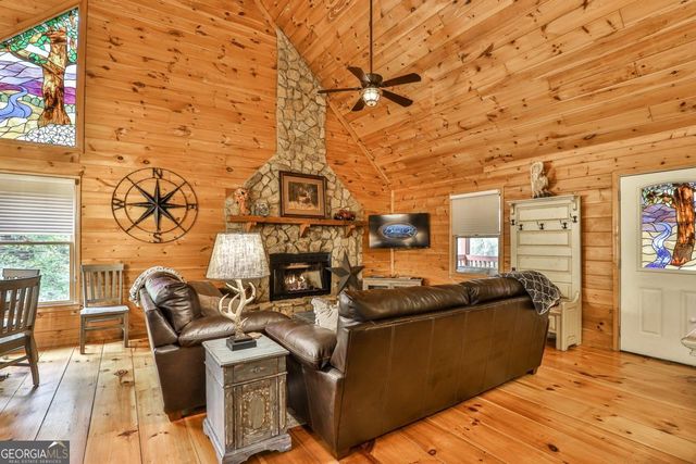 178 Novena Court, Ellijay, GA 30540