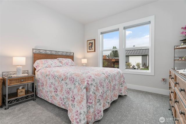 1725 Aaron Drive, Lynden, WA 98264