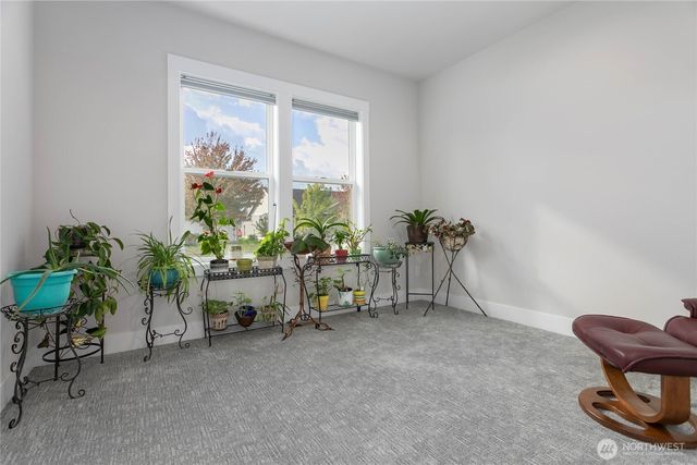 1725 Aaron Drive, Lynden, WA 98264