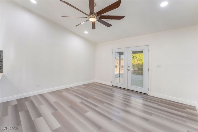 5286 Treasure Avenue, Las Vegas, NV 89122