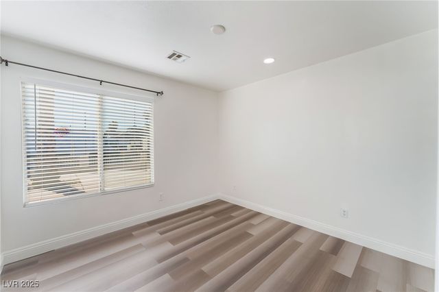 5286 Treasure Avenue, Las Vegas, NV 89122