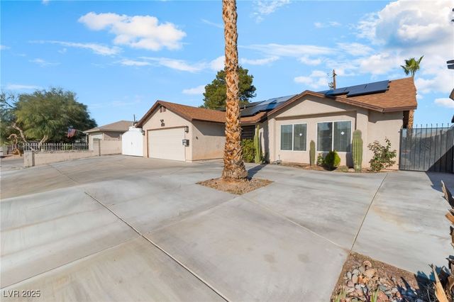 5286 Treasure Avenue, Las Vegas, NV 89122