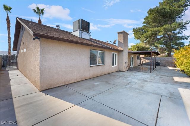 5286 Treasure Avenue, Las Vegas, NV 89122