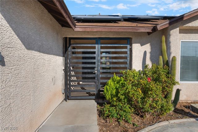 5286 Treasure Avenue, Las Vegas, NV 89122