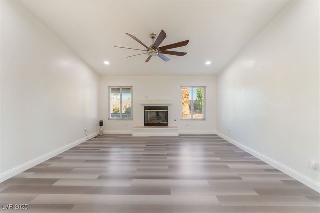 5286 Treasure Avenue, Las Vegas, NV 89122