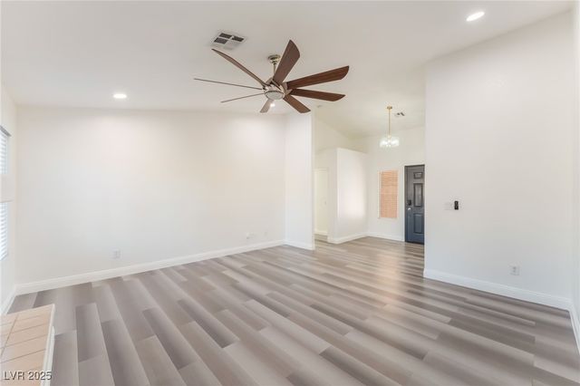 5286 Treasure Avenue, Las Vegas, NV 89122