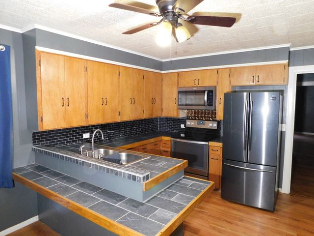 901 N Arkansas Street, Springhill, LA 71075