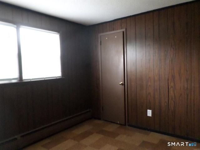 7 Craigmore Road, Bloomfield, CT 06002
