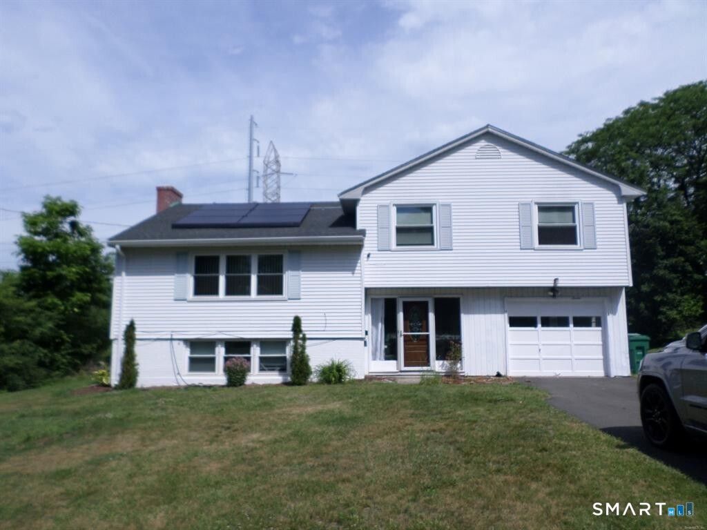 7 Craigmore Road, Bloomfield, CT 06002