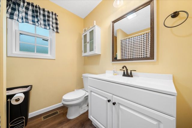 1576 Butler Mill Hollow Rd, Bethpage, TN 37022