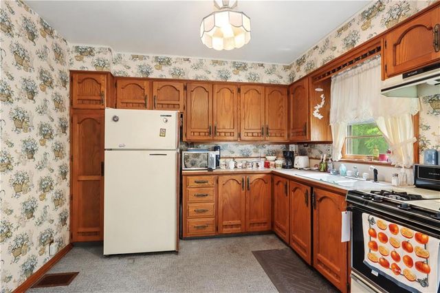 3605 S Norwood Avenue, Independence, MO 64052