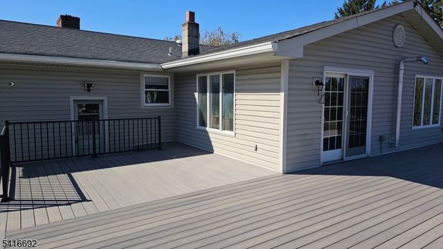 9 Hilltop Rd, Fredon Twp., NJ 07860