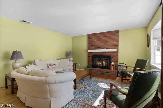 9 Hilltop Rd, Fredon Twp., NJ 07860