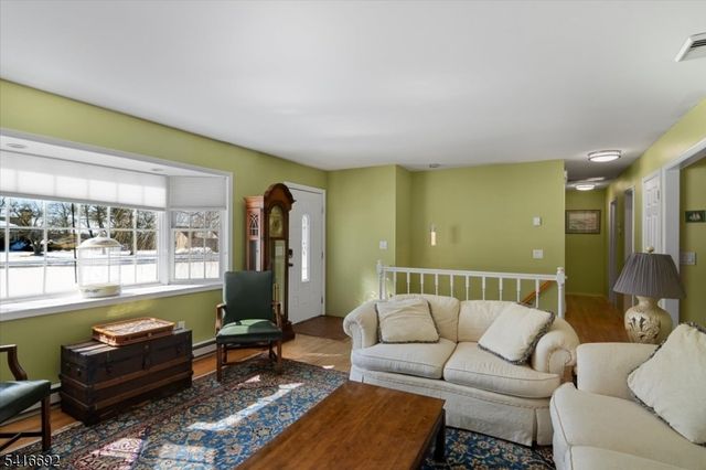 9 Hilltop Rd, Fredon Twp., NJ 07860