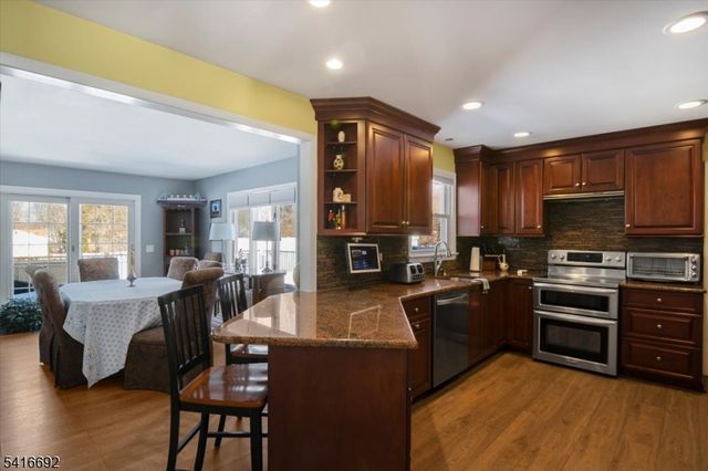 9 Hilltop Rd, Fredon Twp., NJ 07860