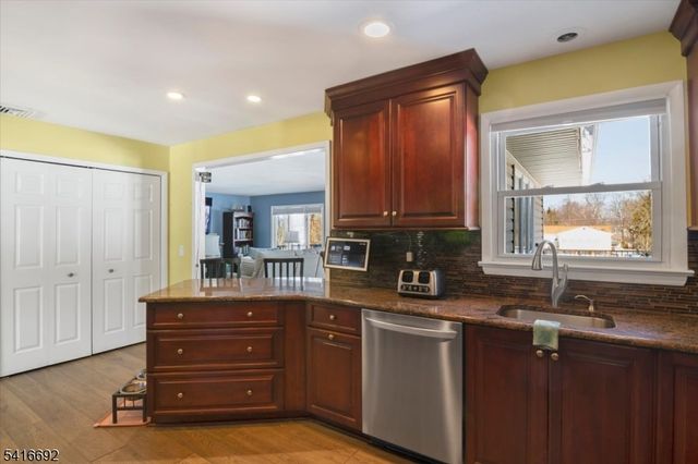 9 Hilltop Rd, Fredon Twp., NJ 07860