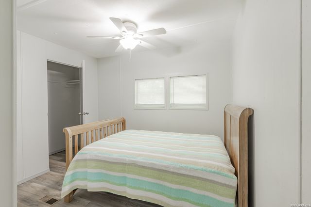 1139 Hidden Fawn, Canyon Lake, TX 78133