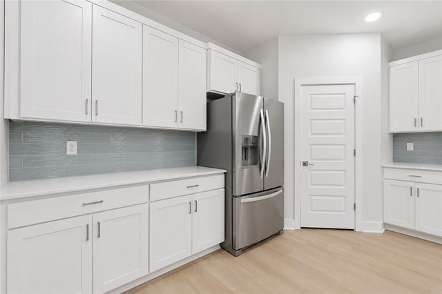 3800 SW Pinecrest Drive, Bentonville, AR 72713