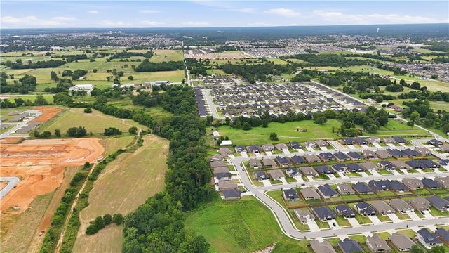 3800 SW Pinecrest Drive, Bentonville, AR 72713