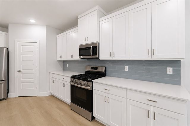3800 SW Pinecrest Drive, Bentonville, AR 72713