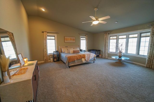 8441 Kimball Avenue, Waterloo, IA 50701