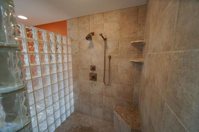 8441 Kimball Avenue, Waterloo, IA 50701