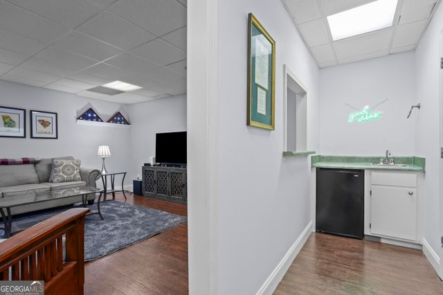 2598 Cricket Court NW, Marietta, GA 30064