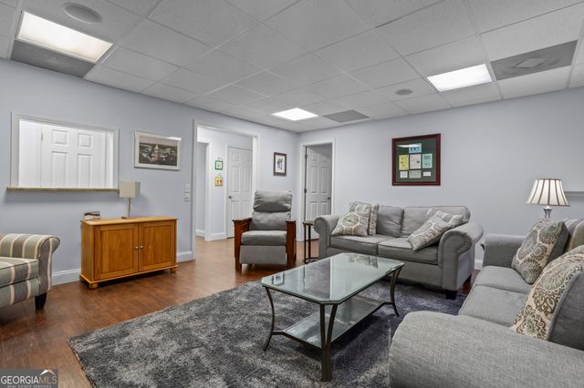 2598 Cricket Court NW, Marietta, GA 30064