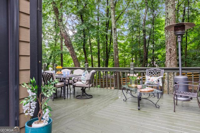 2598 Cricket Court NW, Marietta, GA 30064