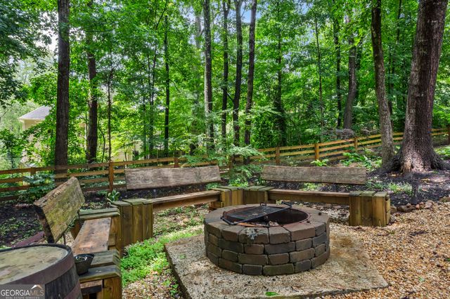 2598 Cricket Court NW, Marietta, GA 30064
