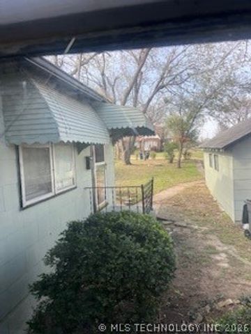 3322 E 3rd Street, Tulsa, OK 74112