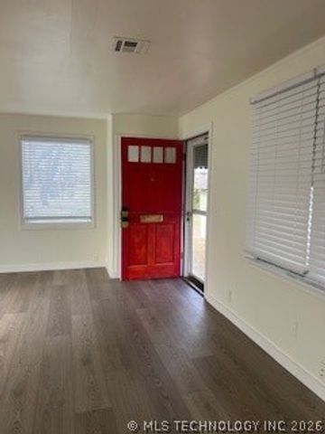 3322 E 3rd Street, Tulsa, OK 74112