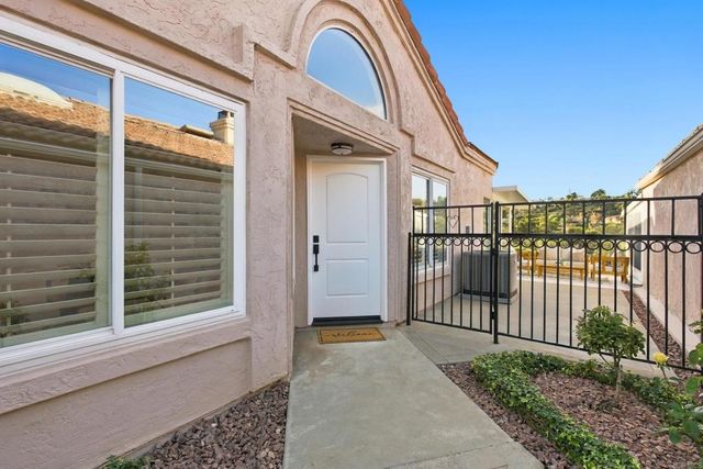1530 Camino Linda Drive, San Marcos, CA 92078
