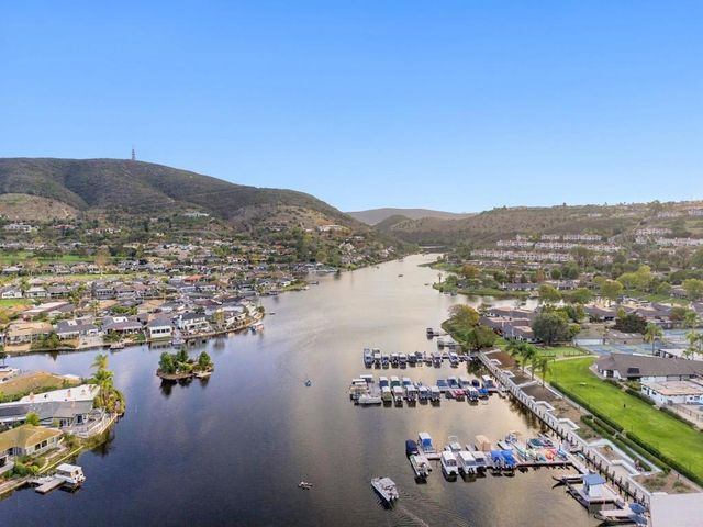 1530 Camino Linda Drive, San Marcos, CA 92078
